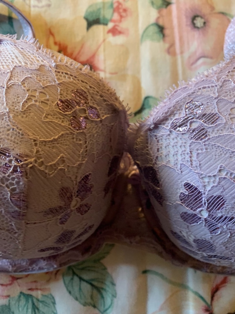 Victoria Secret Lace Push-Up Bra in Light Lavender - Women Intimates Size 32 DDD - Picture 3 of 8